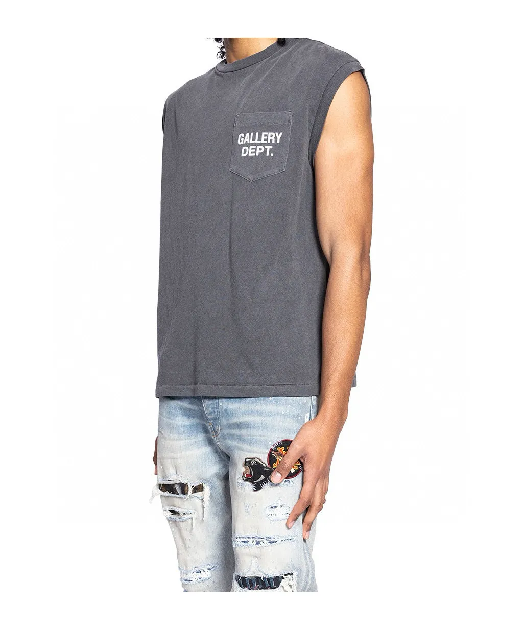 GALLERY DEPT. AUGI SLEEVELESS TEE/VINTAGE BLACK/NAVY/WHT English pocket sleeveless vest TEE Washed black/navy blue/white S-XL Same as the original version Super comfortable summer brushed lightweight material No sense of comfort on the upper body Loose and crisp fit Comfortable and breathable